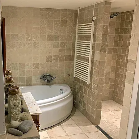 Luxury - Eik Aan De Dijk 3*