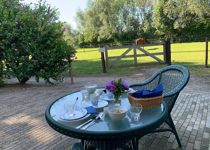 Luxury - Eik Aan De Dijk Oda ve Kahvaltı Aalst