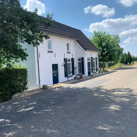 Luxury - Eik Aan De Dijk *