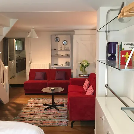 Bed & Breakfast Luxury - Eik Aan De Dijk *